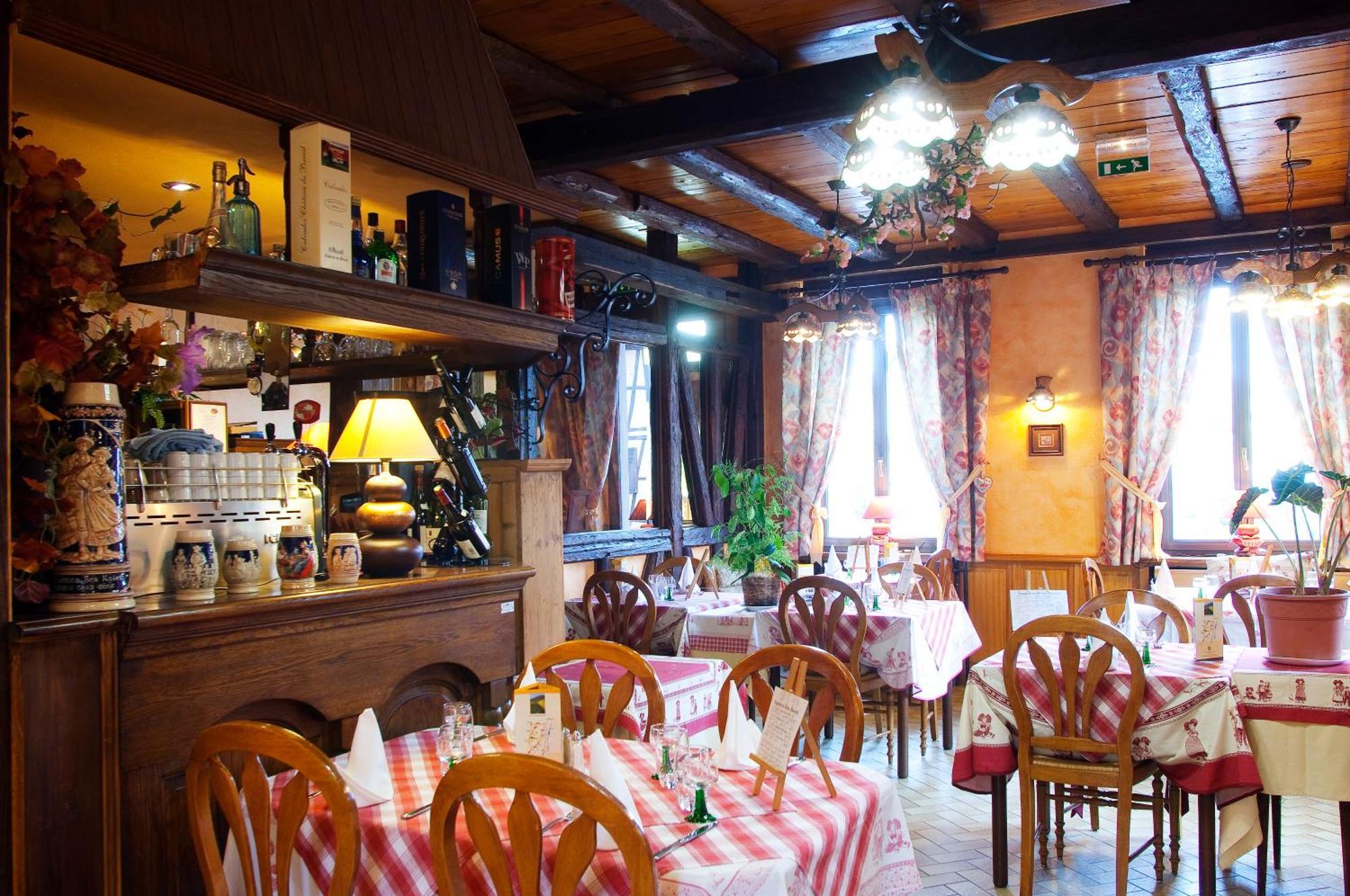 Au Soleil, Hotel Restaurant & Spa Valff المظهر الخارجي الصورة