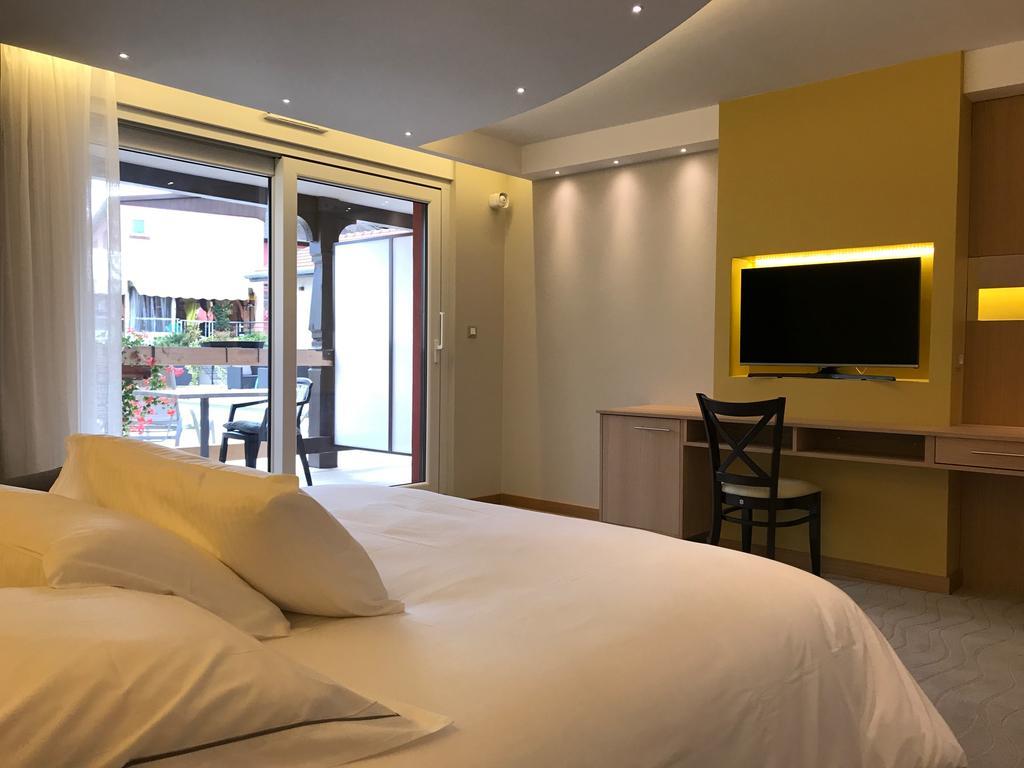 Au Soleil, Hotel Restaurant & Spa Valff المظهر الخارجي الصورة